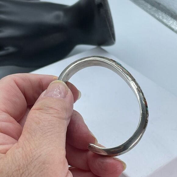 Navajo Artist Wilbur Muskett “Muskett Sterling“ Multistone thick silver cuff bra - Picture 10 of 14